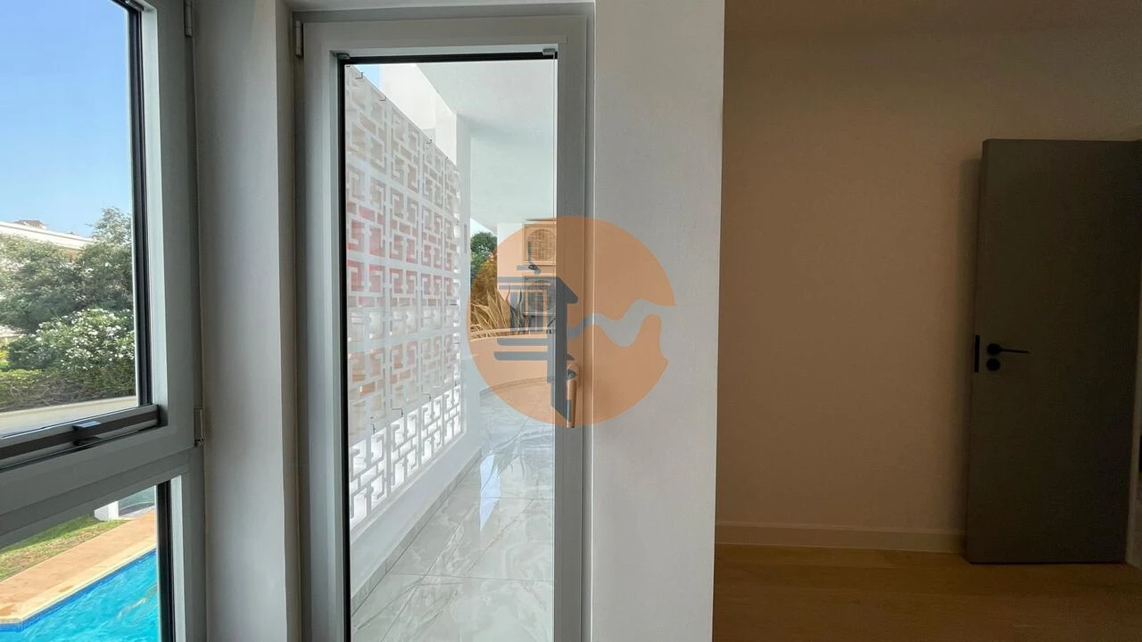 Apartamento T3 para Venda em Quarteira Foto 40