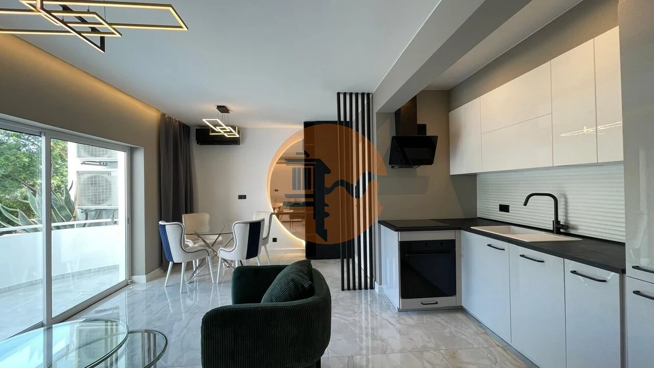 Apartamento T3 para Venda em Quarteira Foto 7