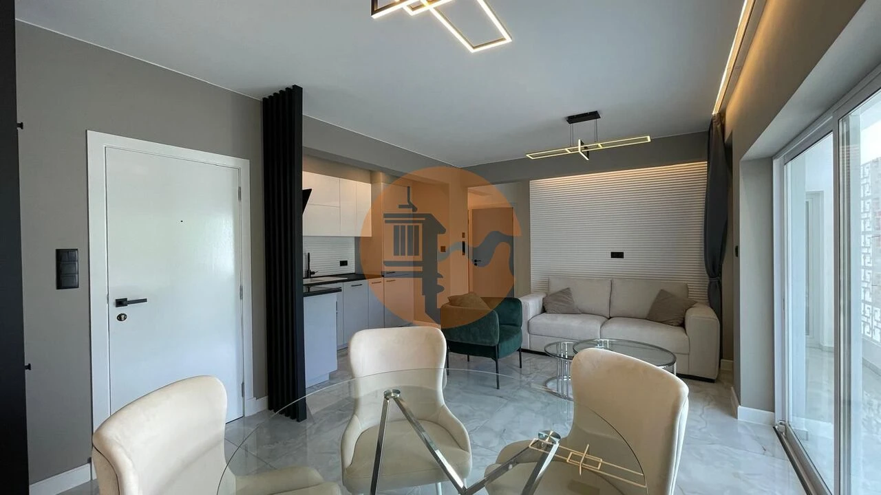 Apartamento T3 para Venda em Quarteira Foto 8