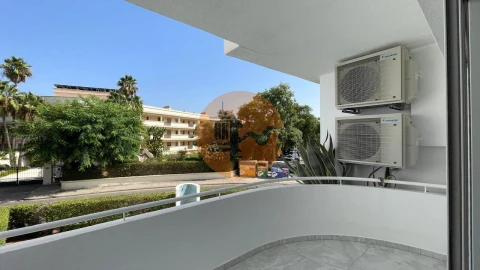 Apartamento T3 para Venda em Quarteira