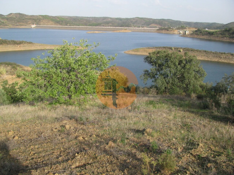 Terreno para Venda em Azinhal Foto 1