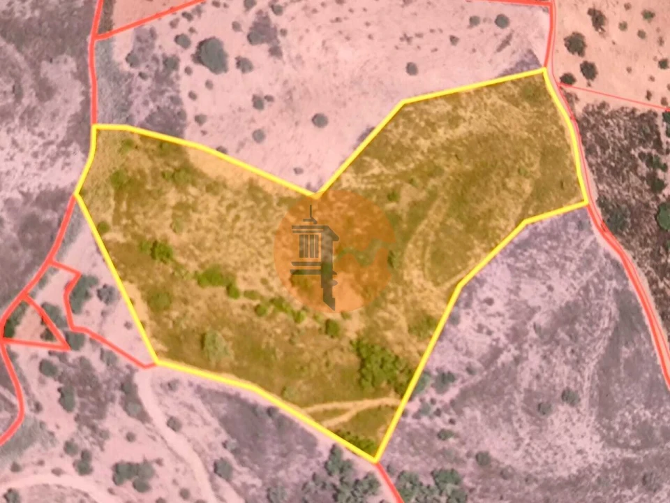 Terreno para Venda em Azinhal Foto 2