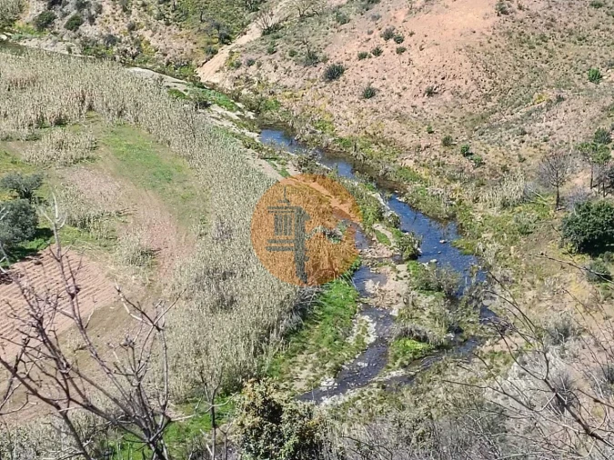 Terreno para Venda em Odeleite Foto 4