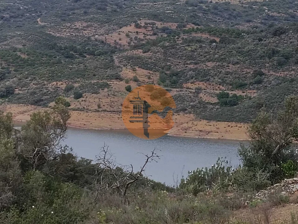 Terreno para Venda em Odeleite Foto 1