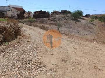 Terreno para Venda em Castro Marim