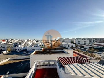 Moradia T4 para Venda em Olhão