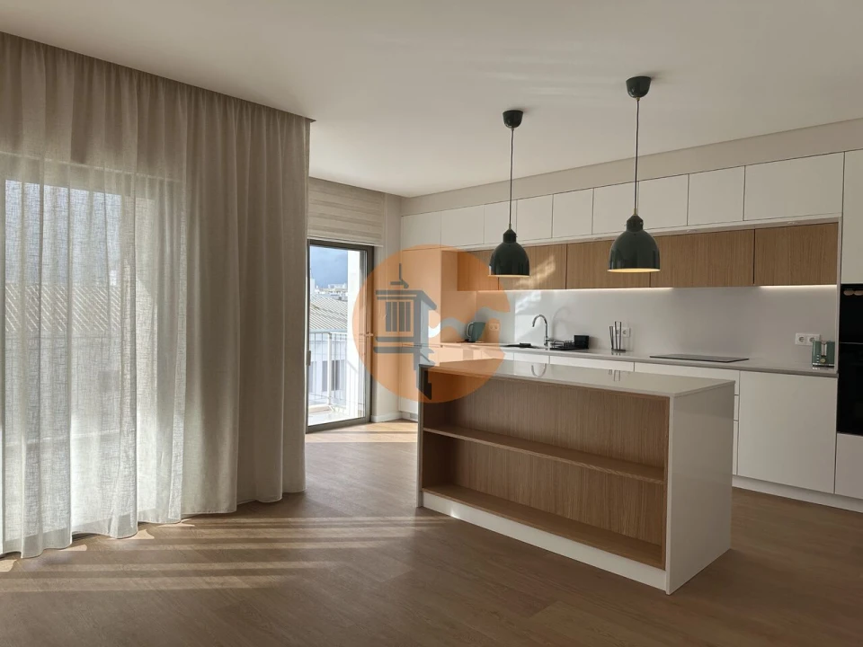 Apartamento T3 para Venda em Olhão Foto 3