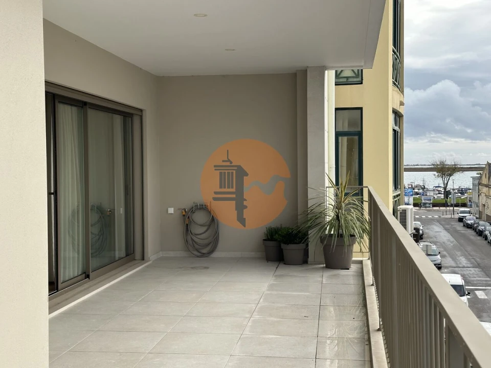 Apartamento T3 para Venda em Olhão Foto 43