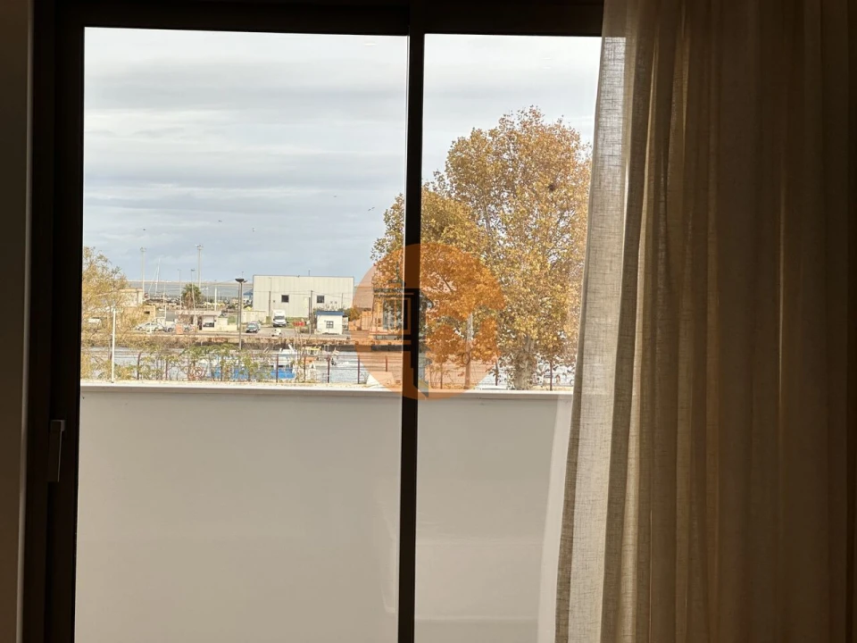 Apartamento T3 para Venda em Olhão Foto 35