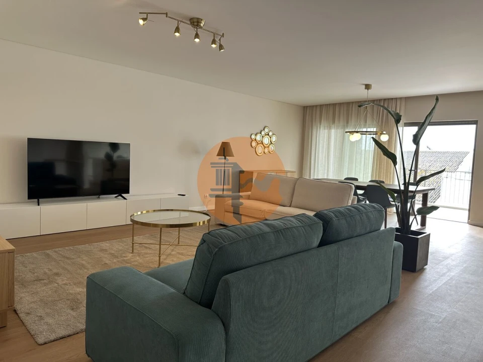 Apartamento T3 para Venda em Olhão Foto 13