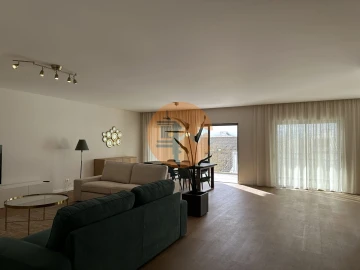 Apartamento T3 para Venda em Olhão