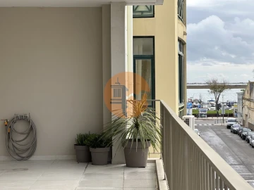 Apartamento T3 para Venda em Olhão