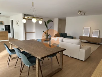 Apartamento T3 para Venda em Olhão