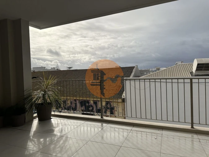 Apartamento T3 para Venda em Olhão Foto 49
