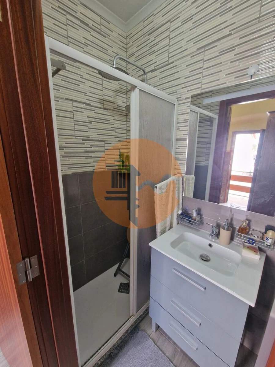 Moradia T2 para Venda em Espirito Santo Foto 12