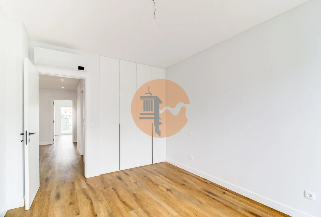 Apartamento T3 para Venda em Albufeira e Olhos de Água Foto 24