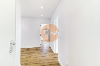 Apartamento T3 para Venda em Albufeira e Olhos de Água