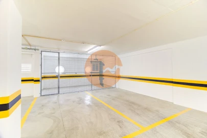 Apartamento T3 para Venda em Albufeira e Olhos de Água