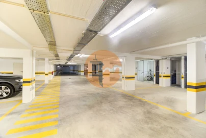 Apartamento T3 para Venda em Albufeira e Olhos de Água
