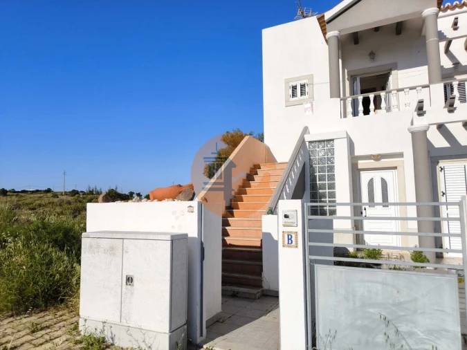 Moradia T1 para Venda em Altura Foto 4