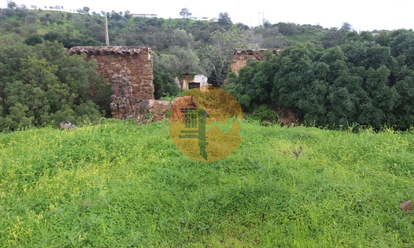 Moradia T2 para Venda em Santa Catarina da Fonte do Bispo Foto 2