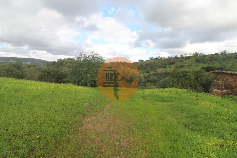 Moradia T2 para Venda em Santa Catarina da Fonte do Bispo Foto 11