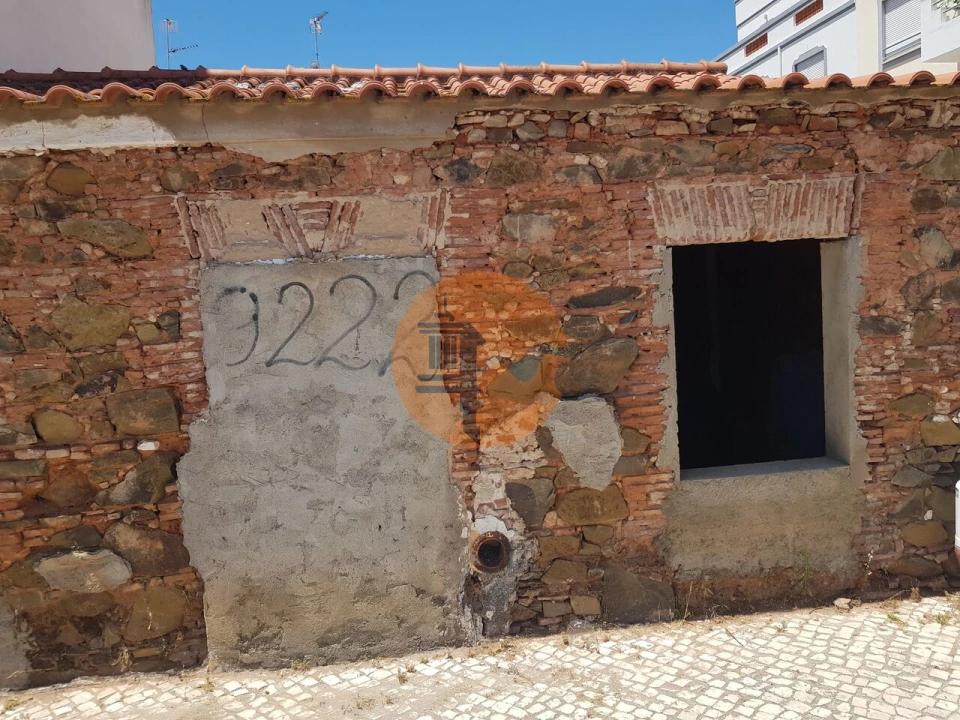 Moradia T2 para Venda em Vila Real de Santo Antonio Foto 4