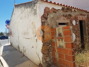 Moradia T2 para Venda em Vila Real de Santo Antonio