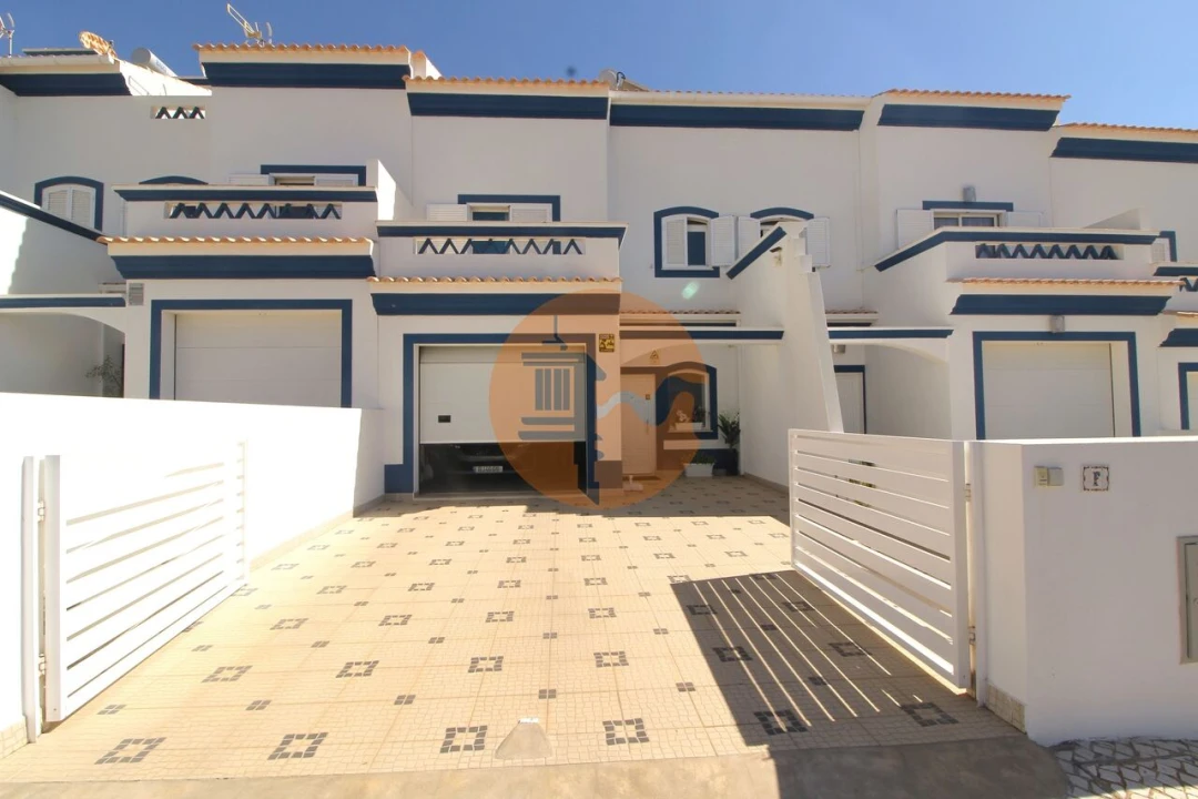 Moradia T3 para Venda em Vila Nova de Cacela Foto 1