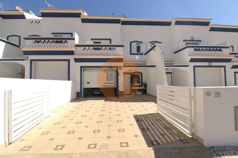 Moradia T3 para Venda em Vila Nova de Cacela Foto 1