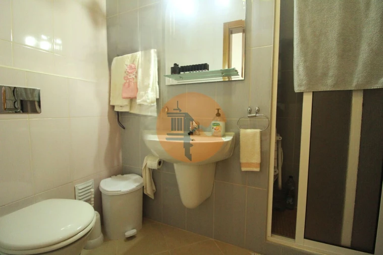 Moradia T3 para Venda em Vila Nova de Cacela Foto 9