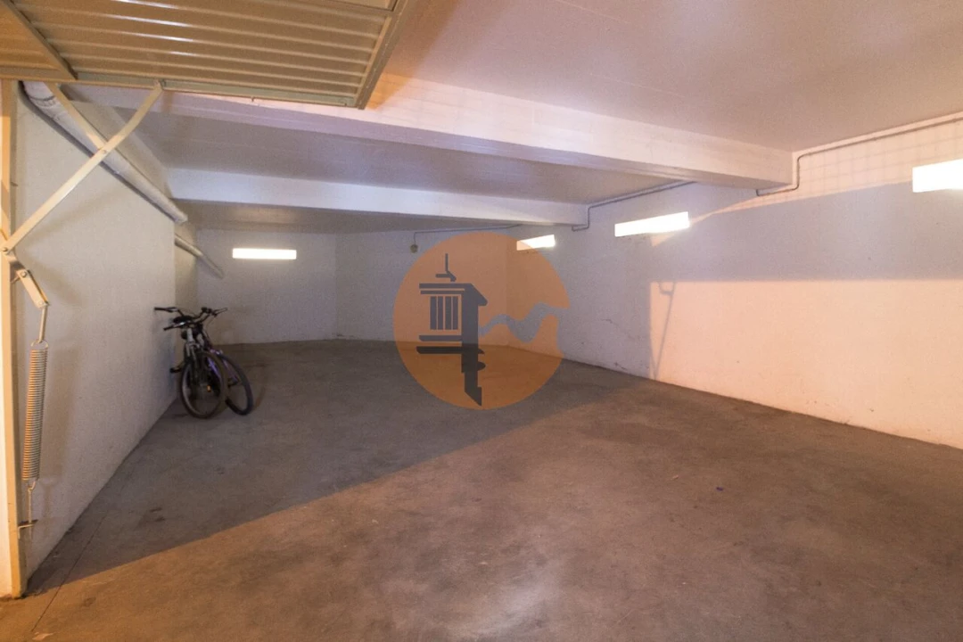 Garagem para Venda em Vila Real de Santo Antonio Foto 11