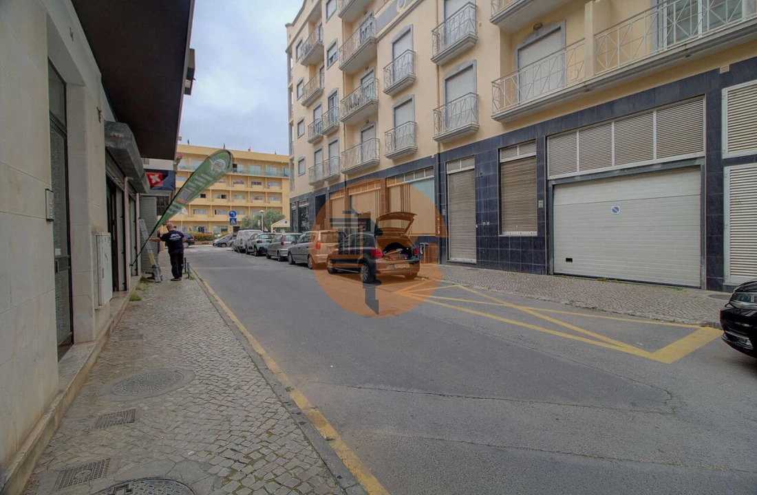 Garagem para Venda em Vila Real de Santo Antonio Foto 12