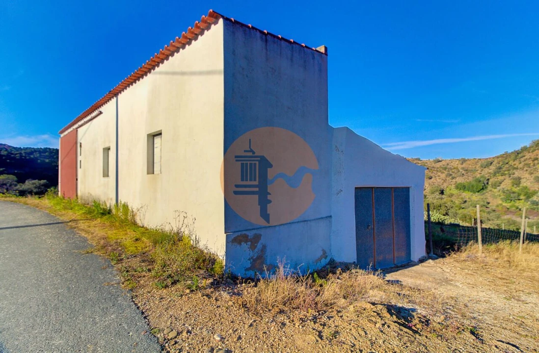 Armazém para Venda em Odeleite Foto 3