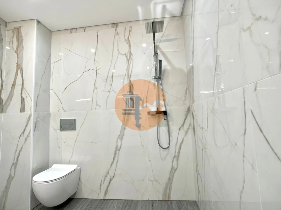 Apartamento T3 para Venda em Quelfes Foto 19