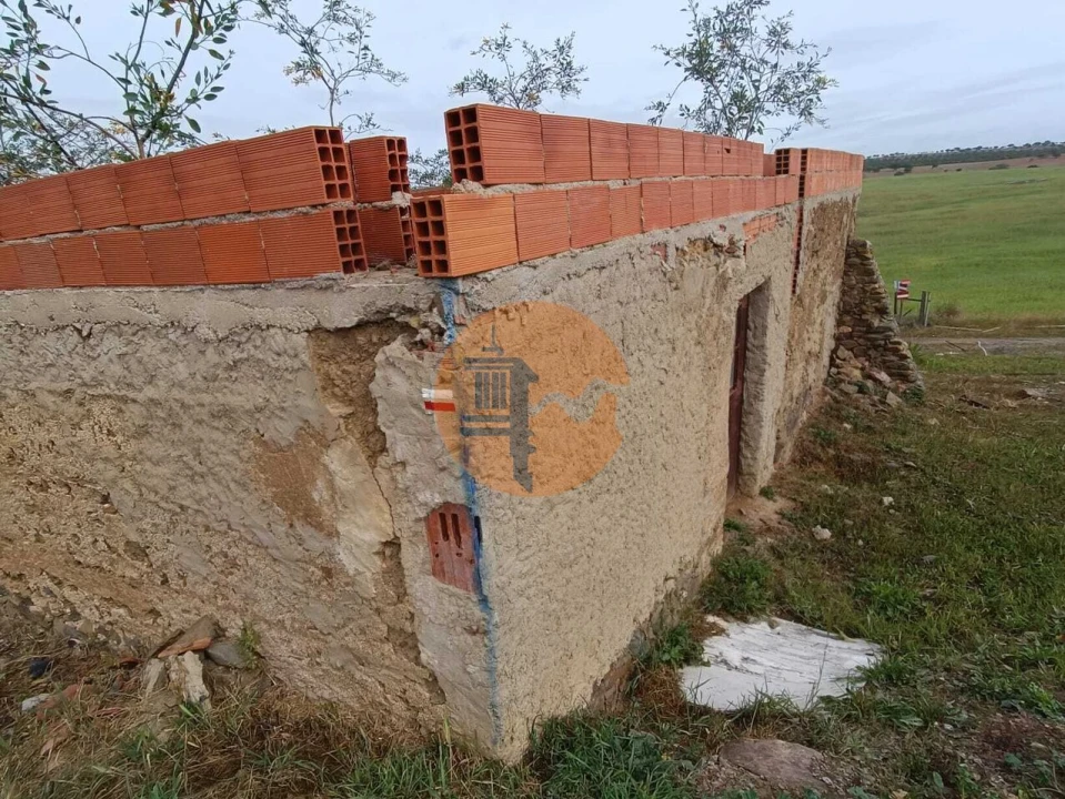 Moradia T1 para Venda em Santana de Cambas Foto 21