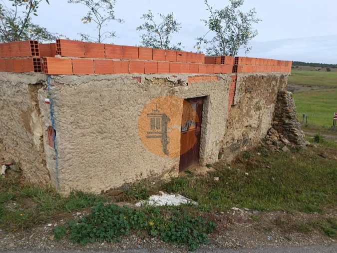 Moradia T1 para Venda em Santana de Cambas Foto 29