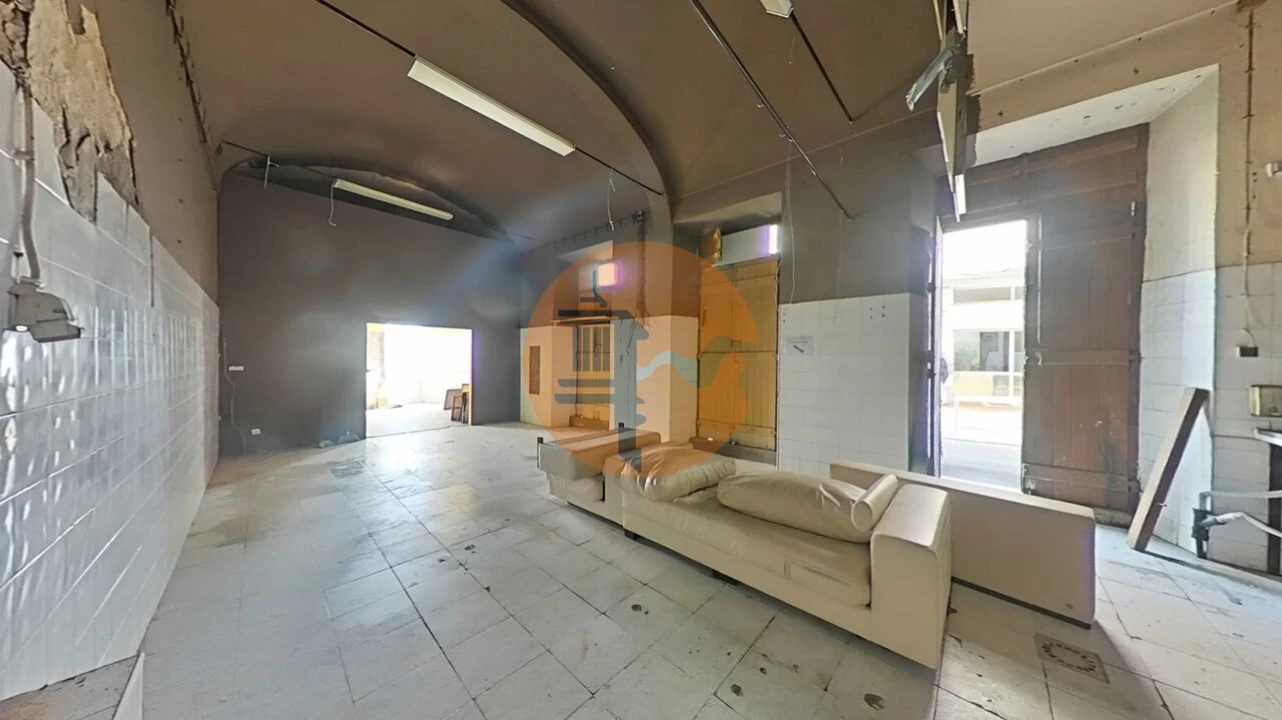 Loja para Venda em Olhão Foto 30
