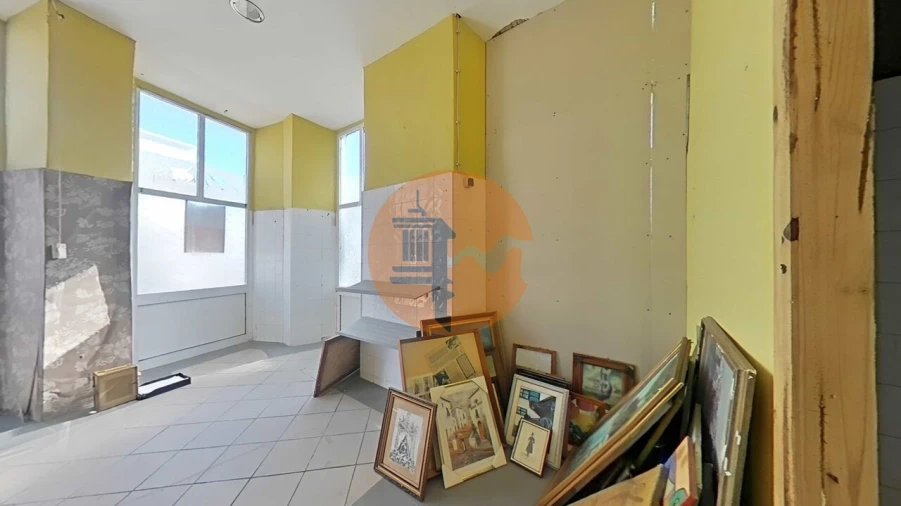 Loja para Venda em Olhão Foto 24