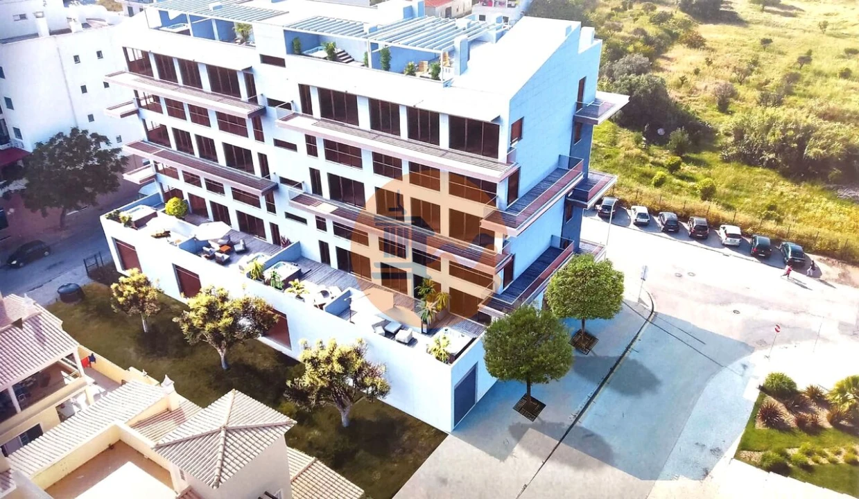 Terreno para Venda em Quelfes Foto 34