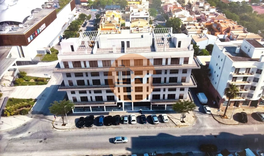 Terreno para Venda em Quelfes Foto 35