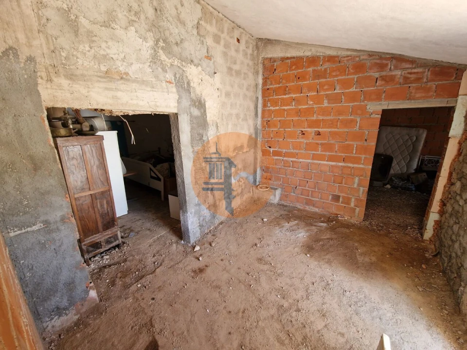 Moradia T3 para Venda em Azinhal Foto 9