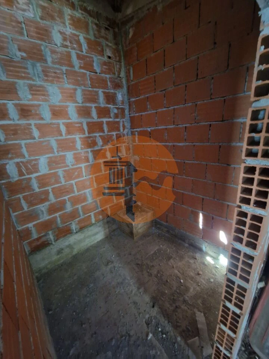 Moradia T3 para Venda em Azinhal Foto 3