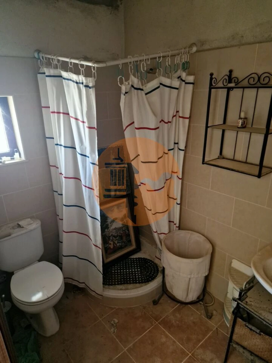 Moradia T3 para Venda em Azinhal Foto 12