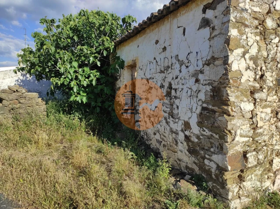 Moradia T3 para Venda em Odeleite Foto 5