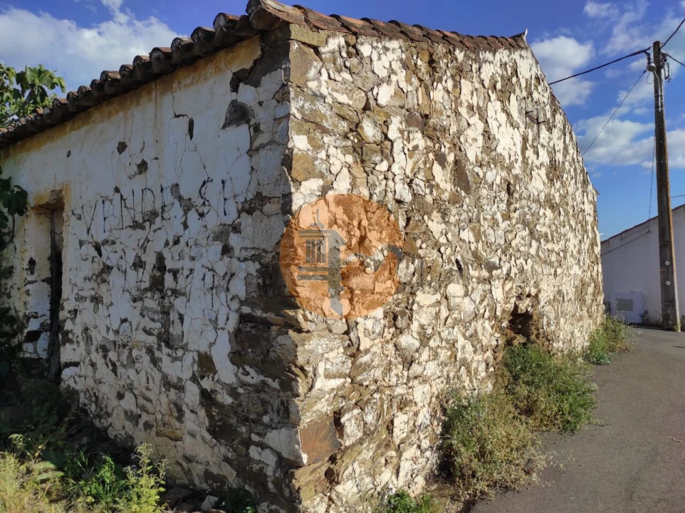 Moradia T3 para Venda em Odeleite Foto 7