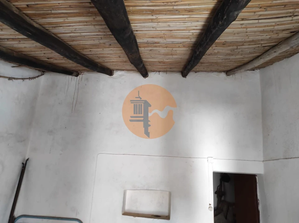 Moradia T3 para Venda em Odeleite Foto 8