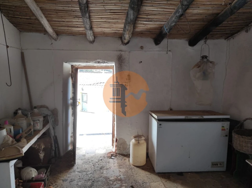 Moradia T3 para Venda em Odeleite Foto 13