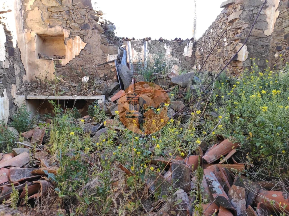 Moradia T3 para Venda em Odeleite Foto 28