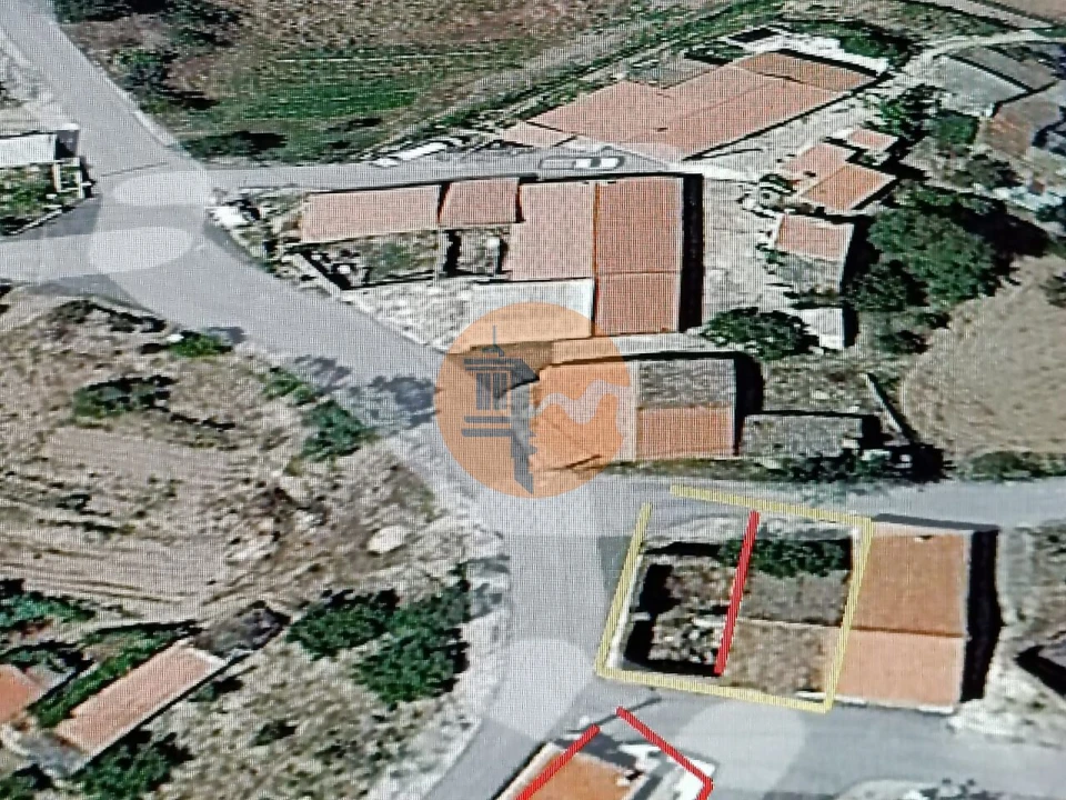 Moradia T3 para Venda em Odeleite Foto 9